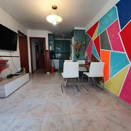 Amigos Y Familias Apartamento