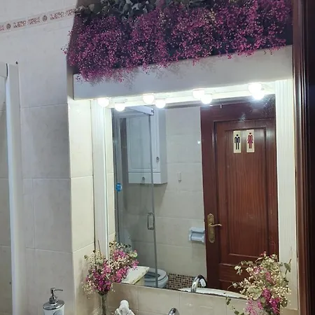 Amigos Y Familias Apartamento *