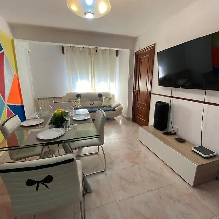 Amigos Y Familias Apartamento