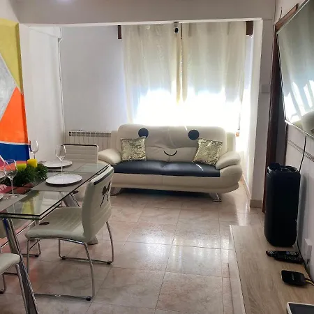 Amigos Y Familias Apartamento Vigo